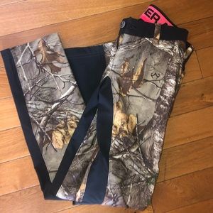 Under armor camo hunting pants